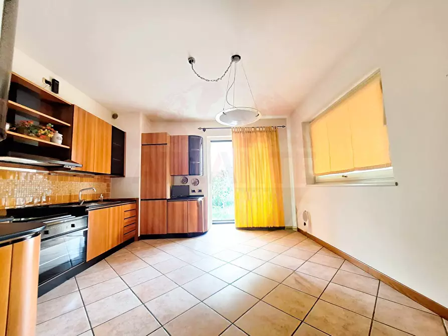 Immagine 8 di Casa semindipendente in vendita  in Luigi Reverberi 26 a Rovato