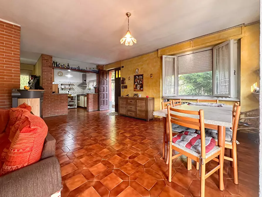 Immagine 5 di Casa semindipendente in vendita  in REGIONE VALLERANA 97 a Alice Bel Colle