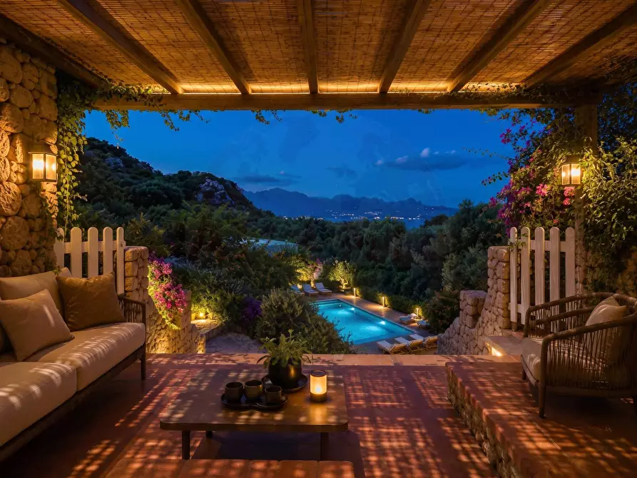 Immagine 4 di Villa in vendita  in Via Arnica snc a Olbia
