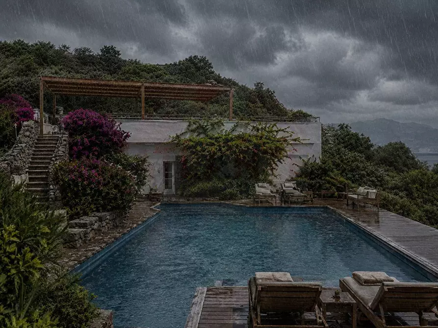 Immagine 19 di Villa in vendita  in Via Arnica snc a Olbia