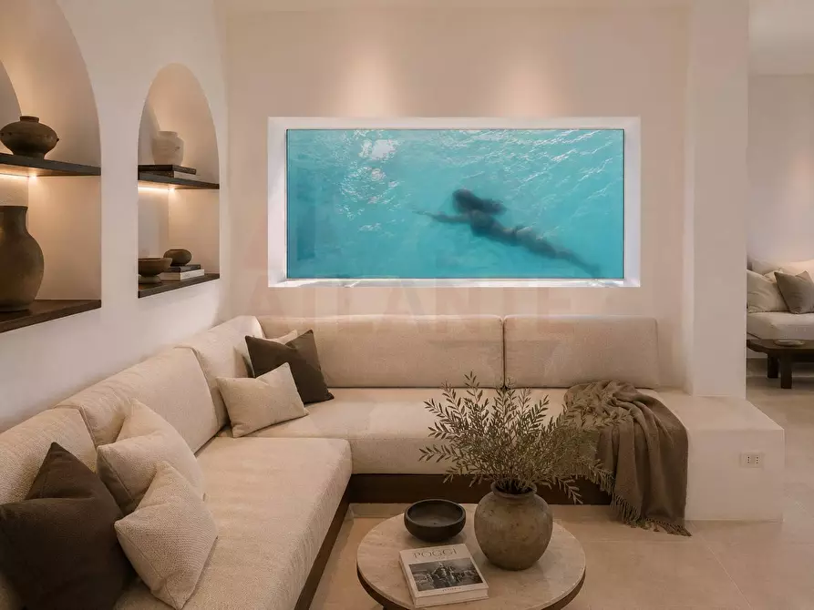 Immagine 41 di Villa in vendita  in Via Arnica snc a Olbia