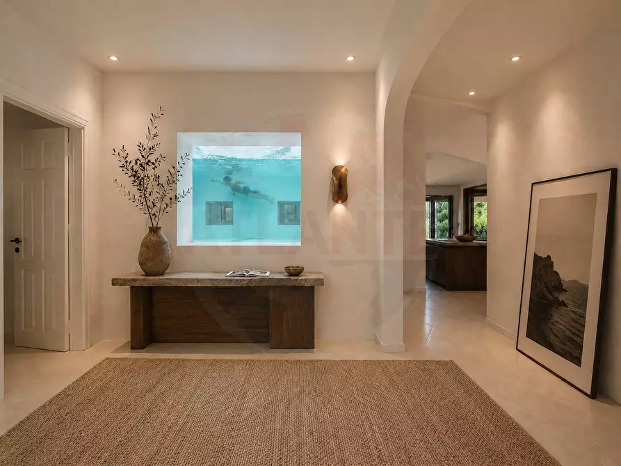 Immagine 46 di Villa in vendita  in Via Arnica snc a Olbia