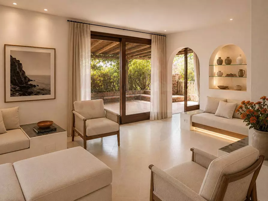 Immagine 49 di Villa in vendita  in Via Arnica snc a Olbia