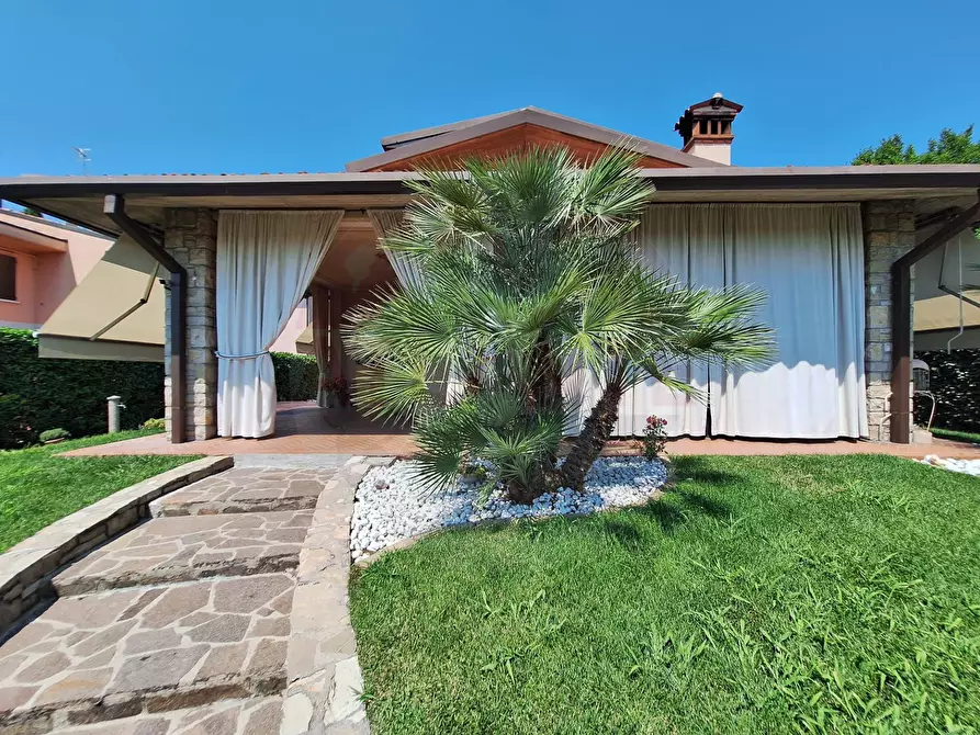 Immagine 6 di Villa in vendita  in Via Antonio Gramsci 12 a Chiari