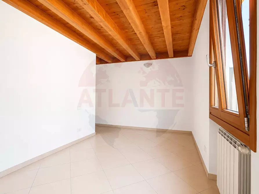Immagine 9 di Appartamento in vendita  in via Loden snc a Zone