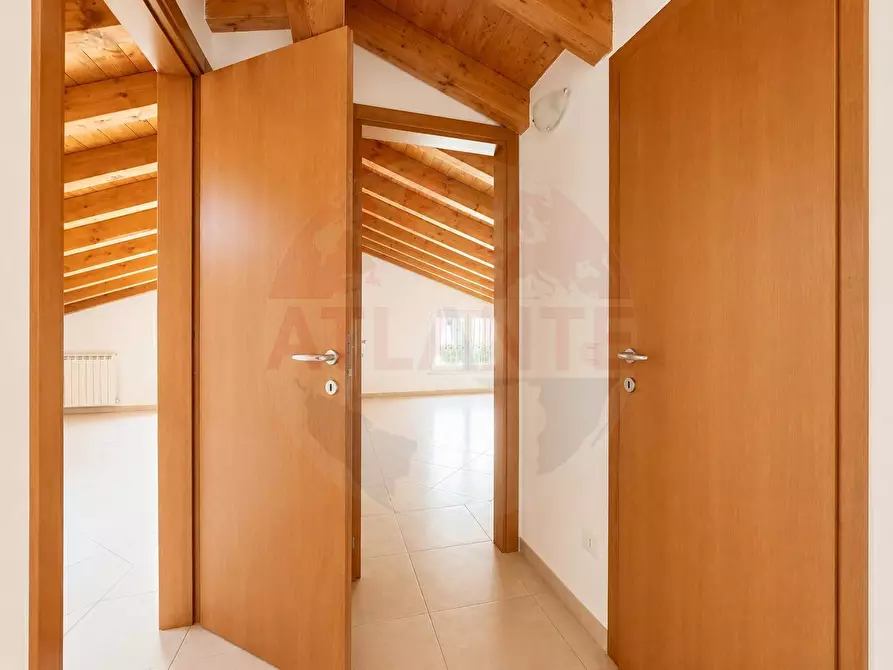 Immagine 15 di Appartamento in vendita  in via Loden snc a Zone