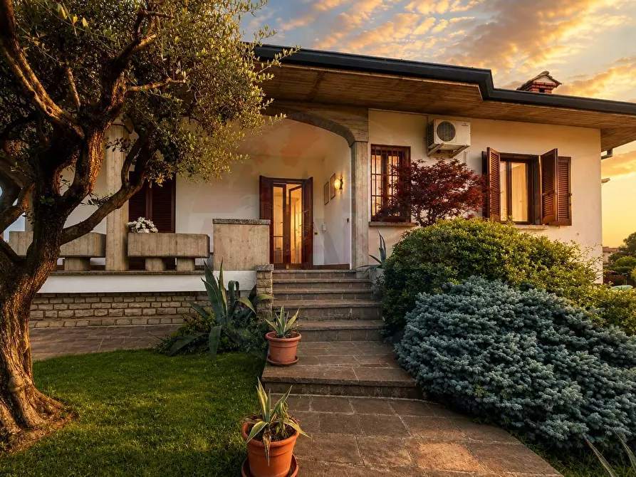 Immagine 4 di Villa in vendita  in Baracca a Rovato