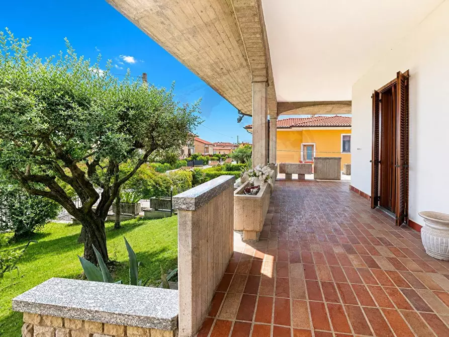 Immagine 11 di Villa in vendita  in Baracca a Rovato