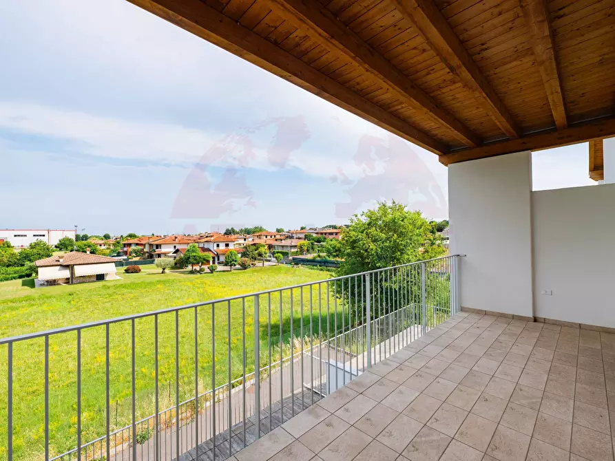 Immagine 31 di Appartamento in vendita  in San Donato a Rovato