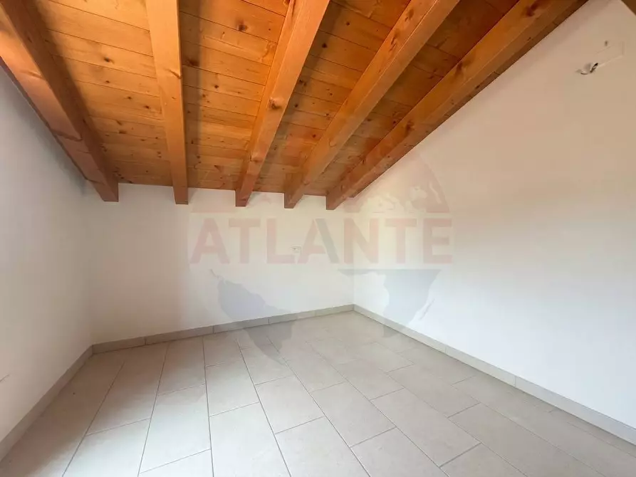 Immagine 17 di Appartamento in vendita  in via Loden snc a Zone