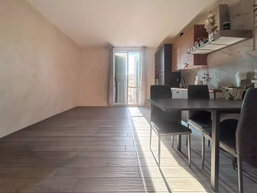 Immagine 4 di Appartamento in vendita  a Rovato