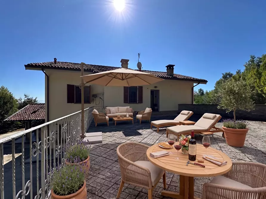 Immagine 3 di Villa in vendita  in Via San Defendente 523 a Acqui Terme