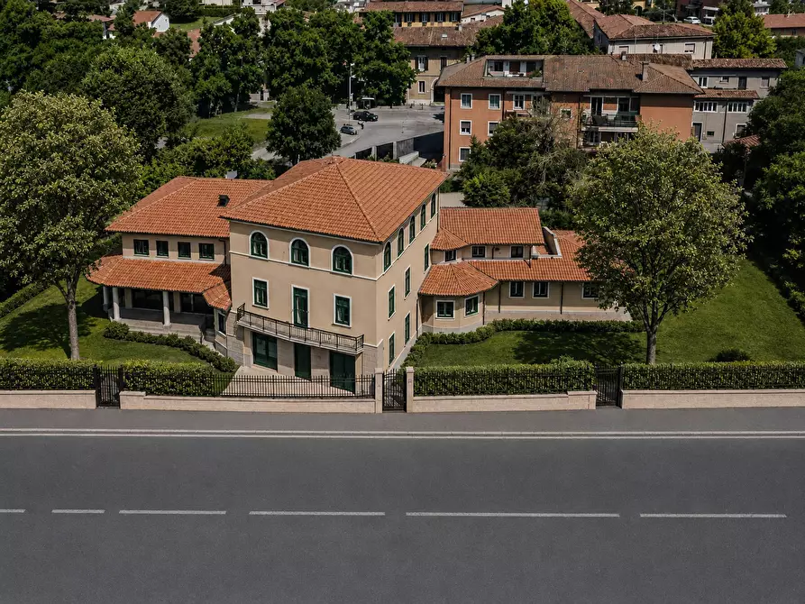 Immagine 30 di Appartamento in vendita  in Viale Sant'eufemia 51 a Brescia