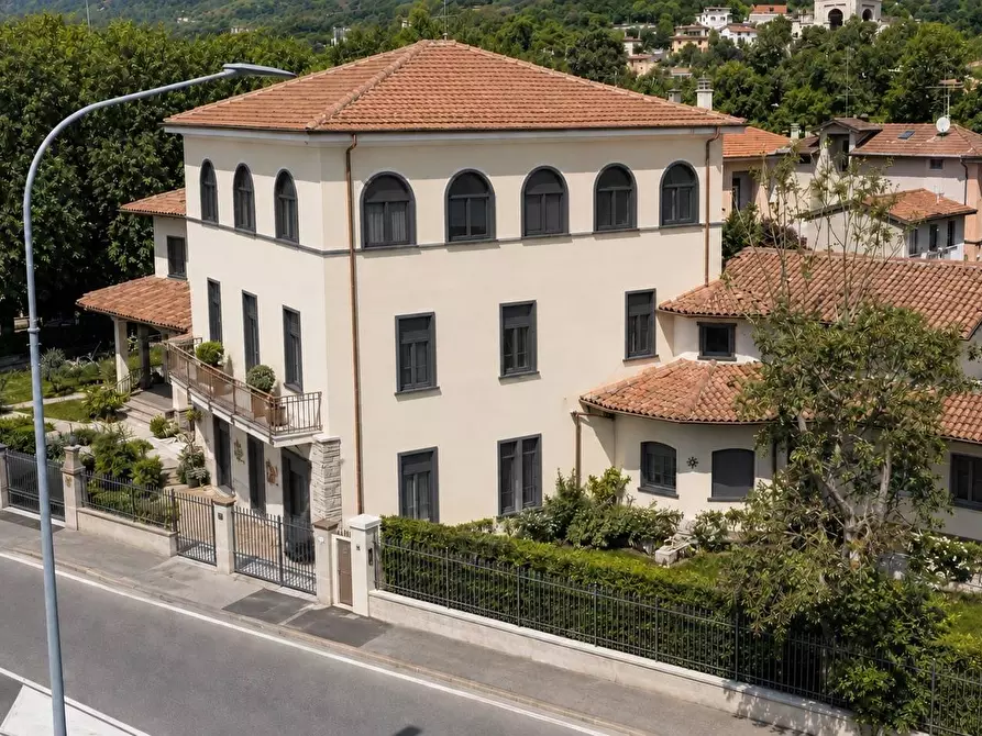 Immagine 39 di Appartamento in vendita  in Viale Sant'eufemia 51 a Brescia