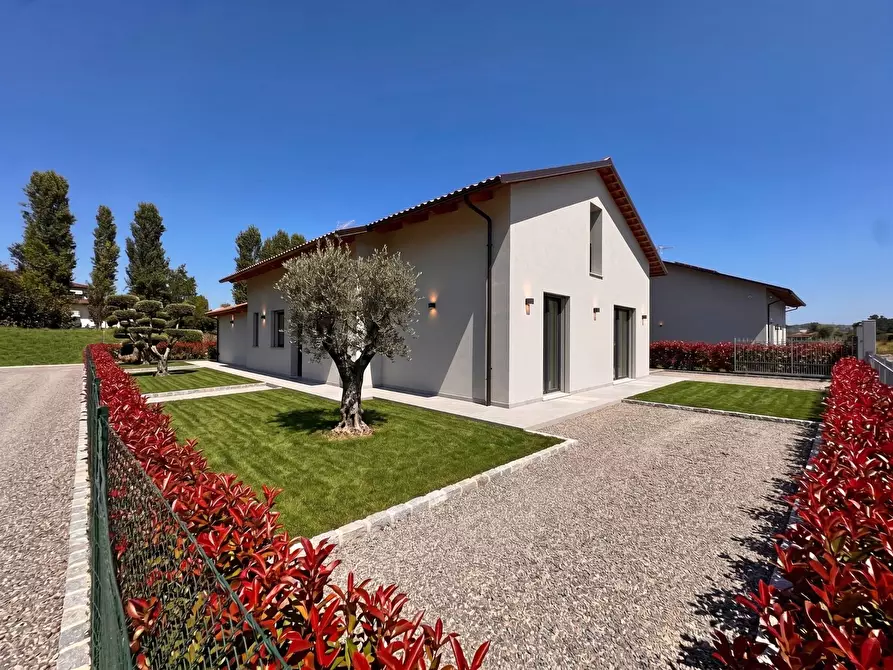 Immagine 1 di Villa in vendita  in Sant' Antonio a Albaretto Della Torre