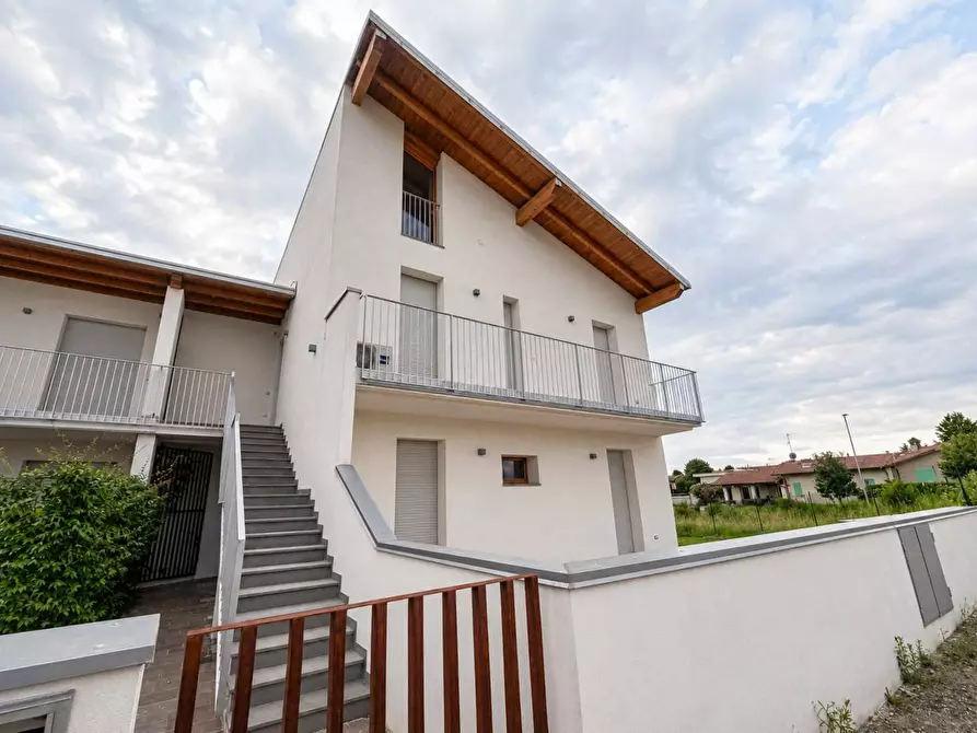 Immagine 36 di Appartamento in vendita  in San Donato a Rovato