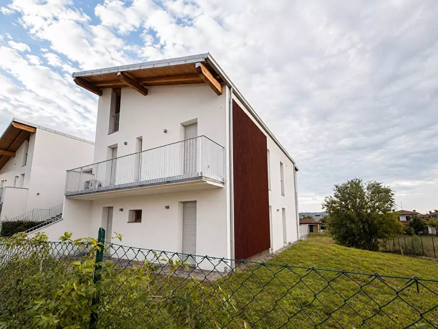 Immagine 37 di Appartamento in vendita  in San Donato a Rovato