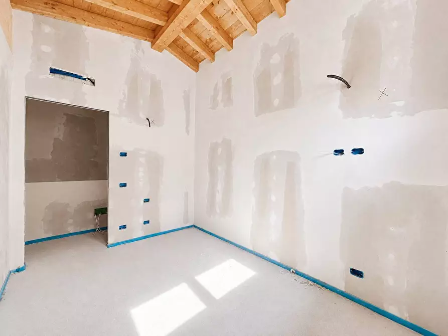 Immagine 47 di Casa semindipendente in vendita  in via Valurbes a Cimbergo