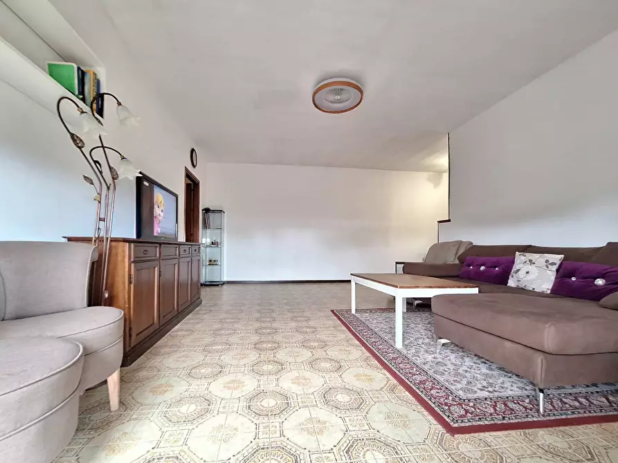 Immagine 5 di Appartamento in vendita  in Via Antonio Gramsci 13 a Adro