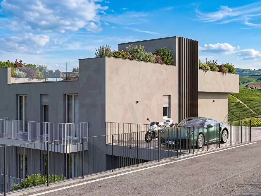 Immagine 6 di Appartamento in vendita  in Strada Vedetta 36 a Alba
