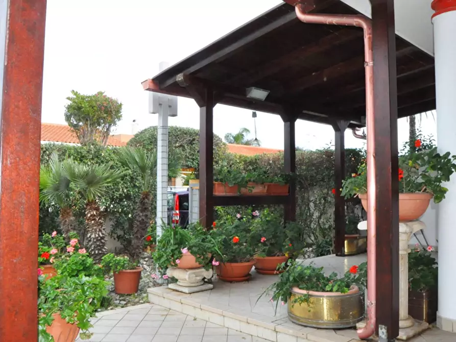 Immagine 17 di Villa in vendita  in Villaggio acque chiare snc a Brindisi