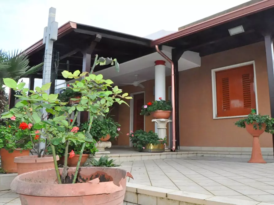 Immagine 18 di Villa in vendita  in Villaggio acque chiare snc a Brindisi