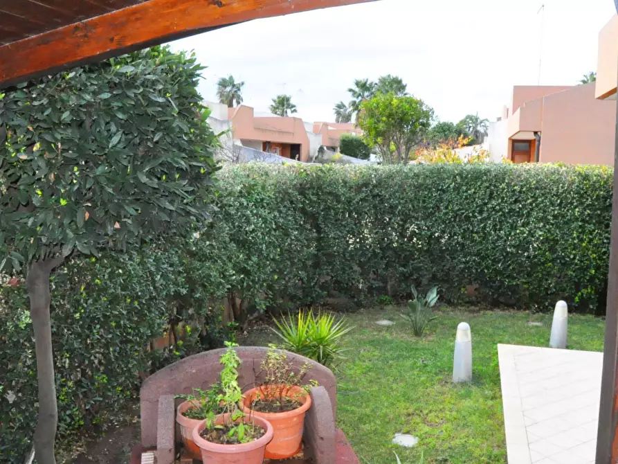 Immagine 23 di Villa in vendita  in Villaggio acque chiare snc a Brindisi