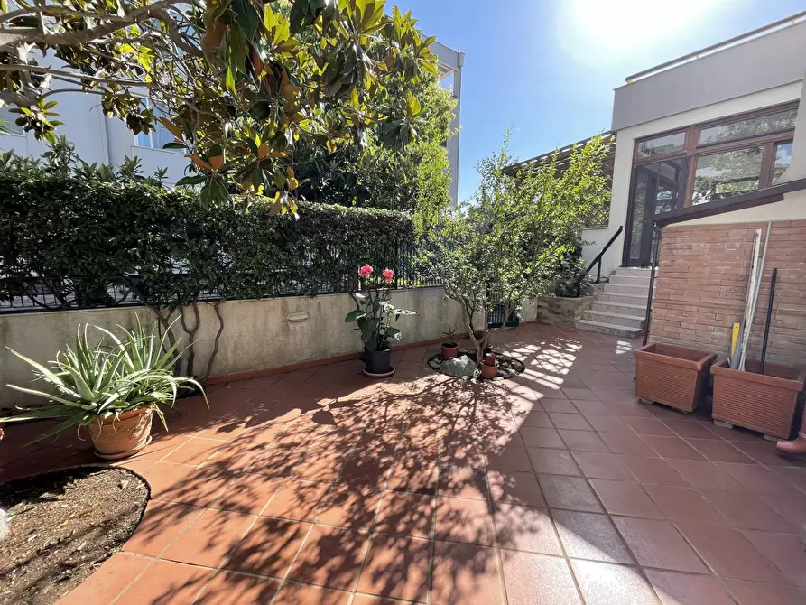 Immagine 5 di Villa in vendita  in via Tito Minniti 26 a Brindisi