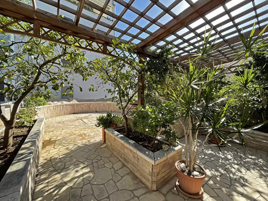 Immagine 11 di Villa in vendita  in via Tito Minniti 26 a Brindisi