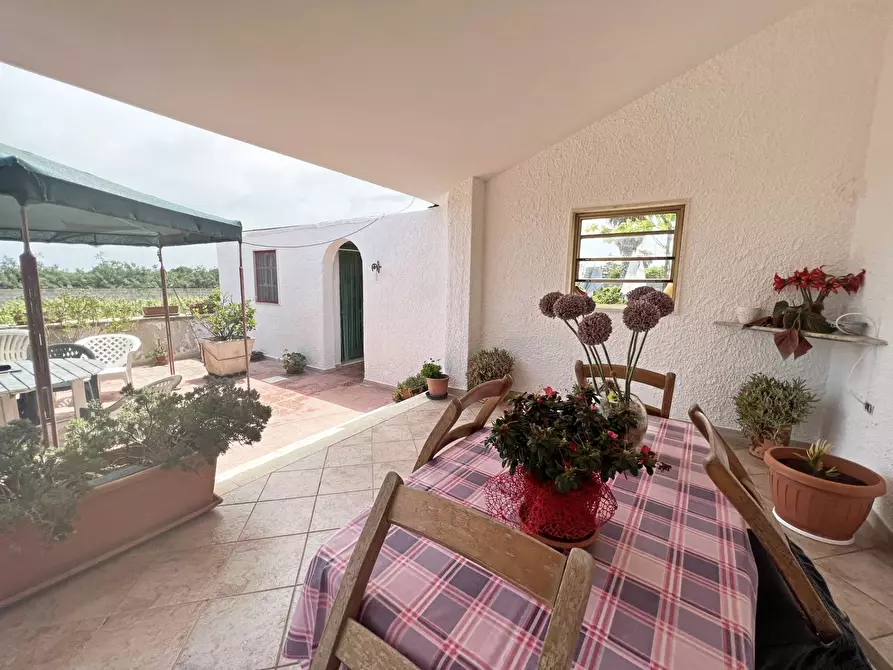 Immagine 10 di Villa in vendita  in Via Ulisse 14 a Brindisi