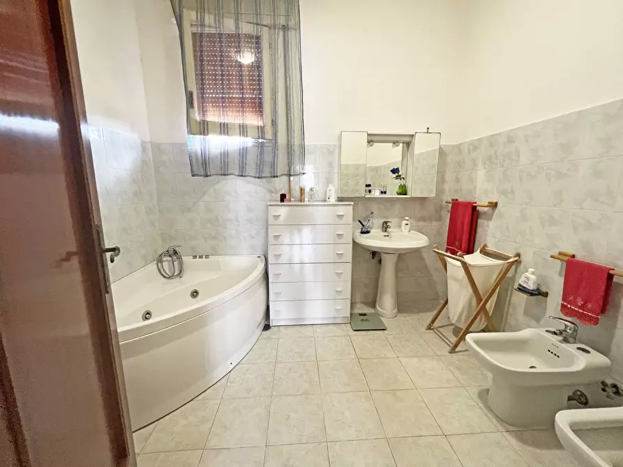 Immagine 21 di Villa in vendita  in Via Ulisse 14 a Brindisi