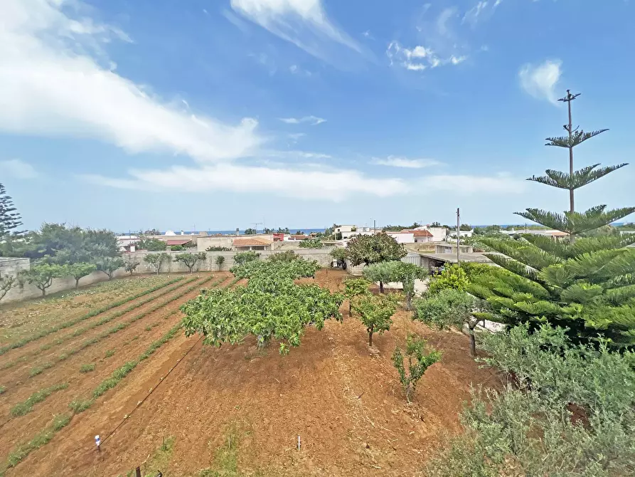 Immagine 35 di Villa in vendita  in Via Ulisse 14 a Brindisi