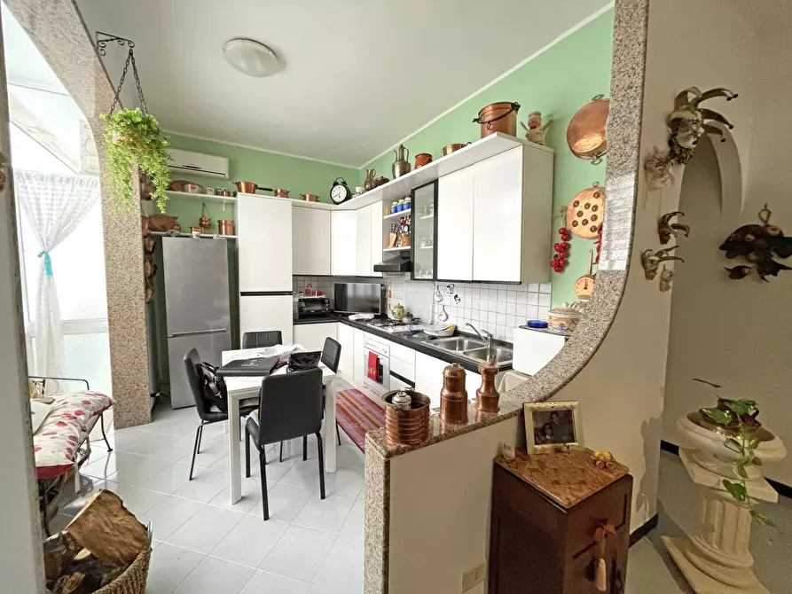 Immagine 10 di Appartamento in vendita  in Via De Carpentieri 33 a Brindisi