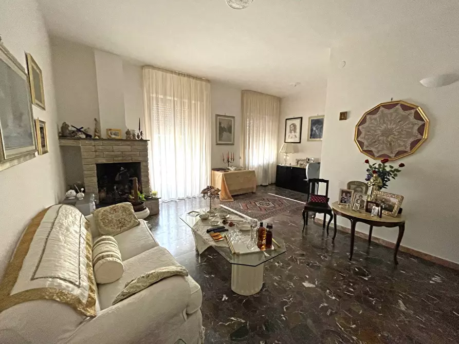 Immagine 2 di Appartamento in vendita  in Via De Carpentieri 33 a Brindisi