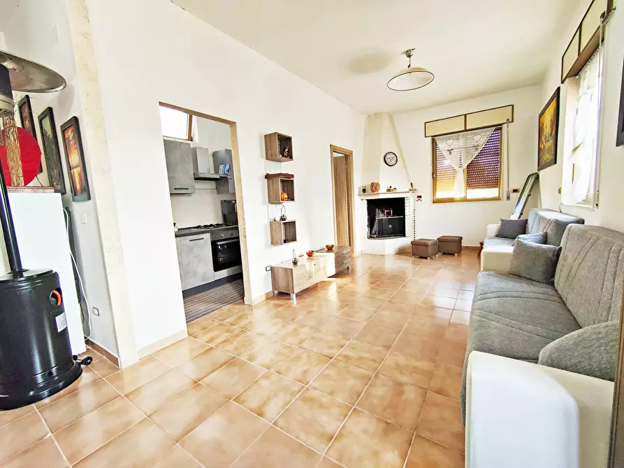 Immagine 9 di Villa in vendita  in Strada Dei Vini snc a Brindisi