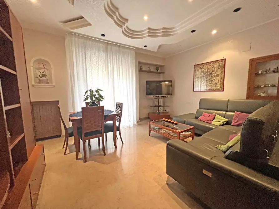 Immagine 1 di Appartamento in vendita  in Via Taranto 88 a Brindisi