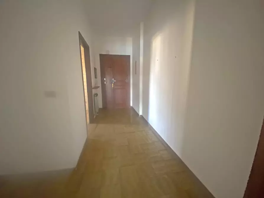 Immagine 2 di Appartamento in vendita  in via del lavoro 11 a Brindisi