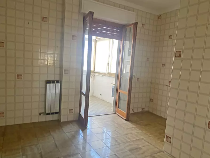 Immagine 3 di Appartamento in vendita  in via del lavoro 11 a Brindisi