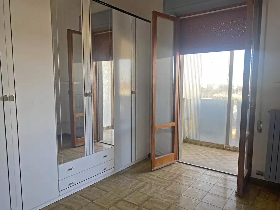 Immagine 9 di Appartamento in vendita  in via del lavoro 11 a Brindisi