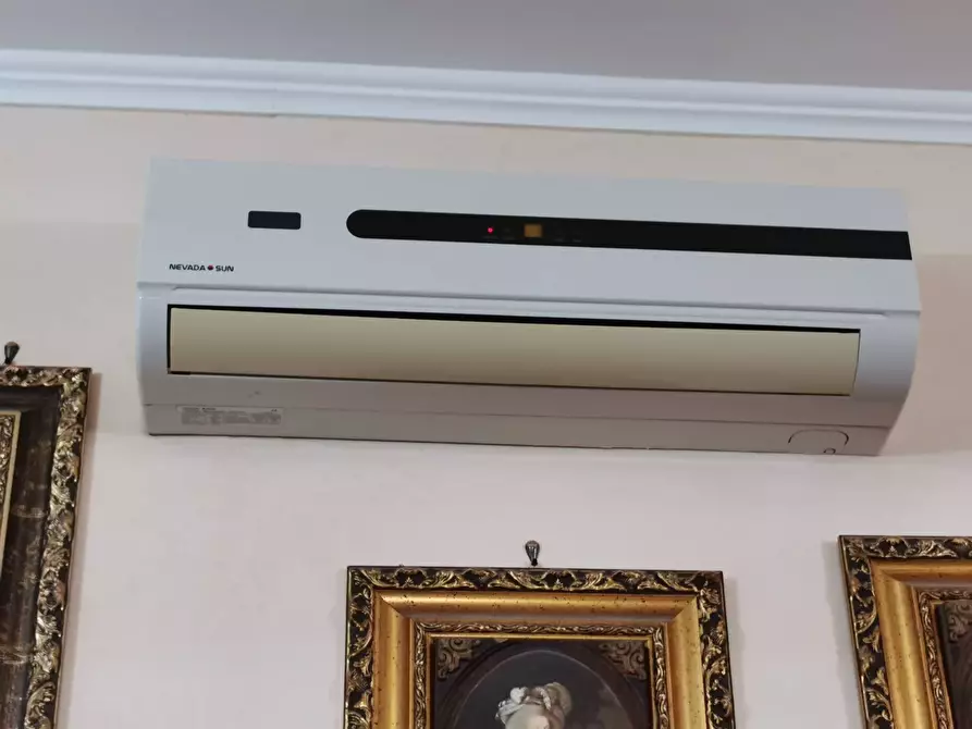 Immagine 26 di Villa in vendita  in Via Dei Calzolai 6 a Brindisi