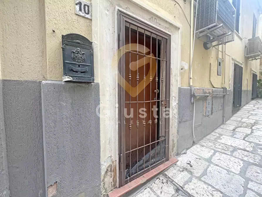Immagine 1 di Casa indipendente in vendita  in Via Santa Chiara 10 a Brindisi
