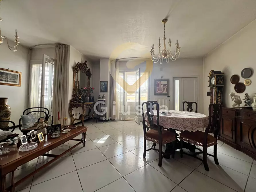 Immagine 11 di Appartamento in vendita  in Via Specchiarica 12 a Manduria