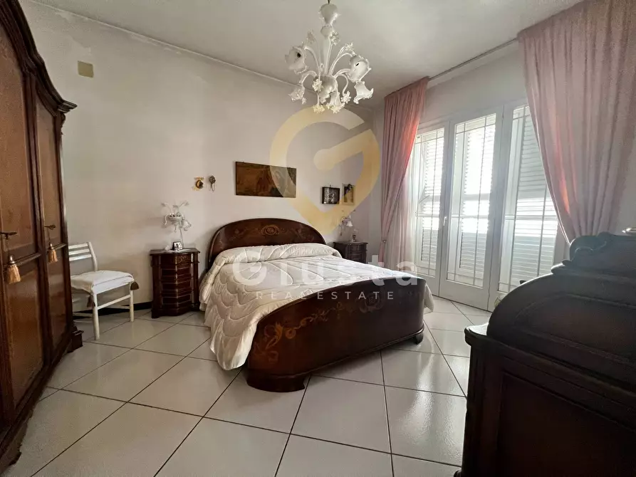 Immagine 18 di Appartamento in vendita  in Via Specchiarica 12 a Manduria