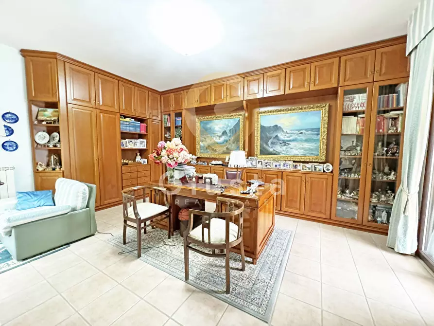 Immagine 24 di Villa in vendita  in Via Borracino 26 a Pulsano