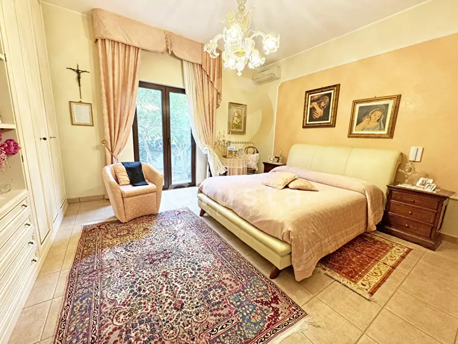 Immagine 35 di Villa in vendita  in Via Borracino 26 a Pulsano