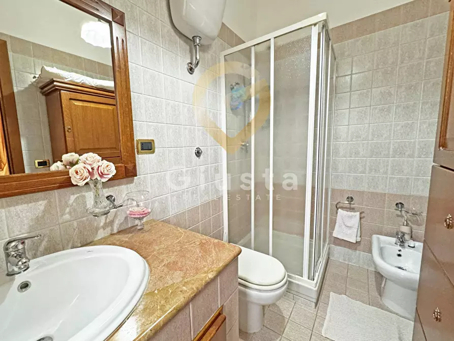 Immagine 37 di Villa in vendita  in Via Borracino 26 a Pulsano