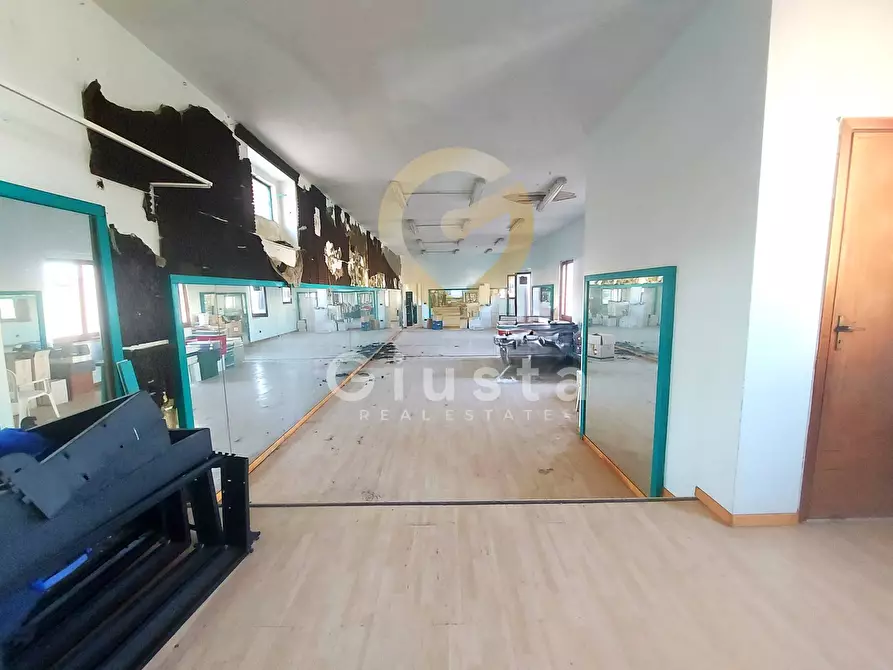 Immagine 7 di Appartamento in vendita  in Via Francesco Baracca 10 a Brindisi