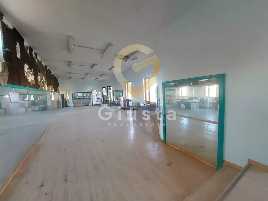 Immagine 9 di Appartamento in vendita  in Via Francesco Baracca 10 a Brindisi