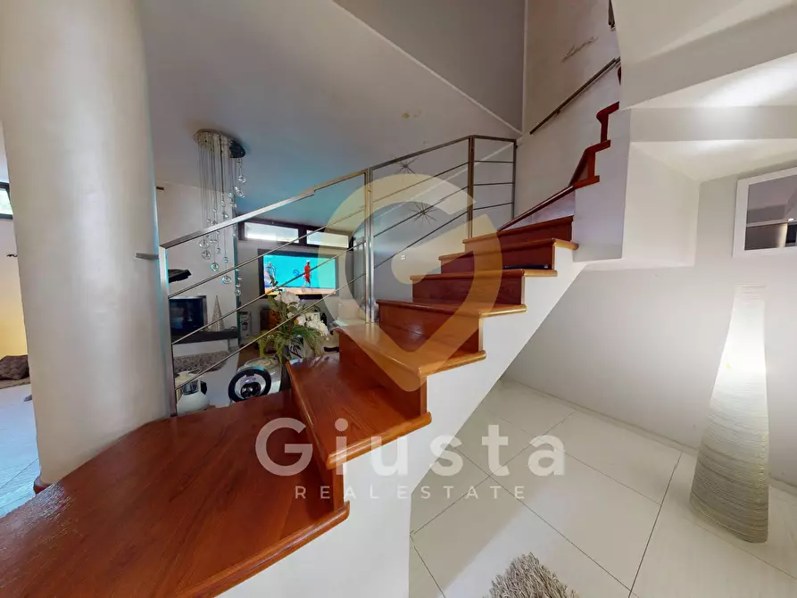 Immagine 19 di Villa in vendita  in Via Madrid 20 a Brindisi