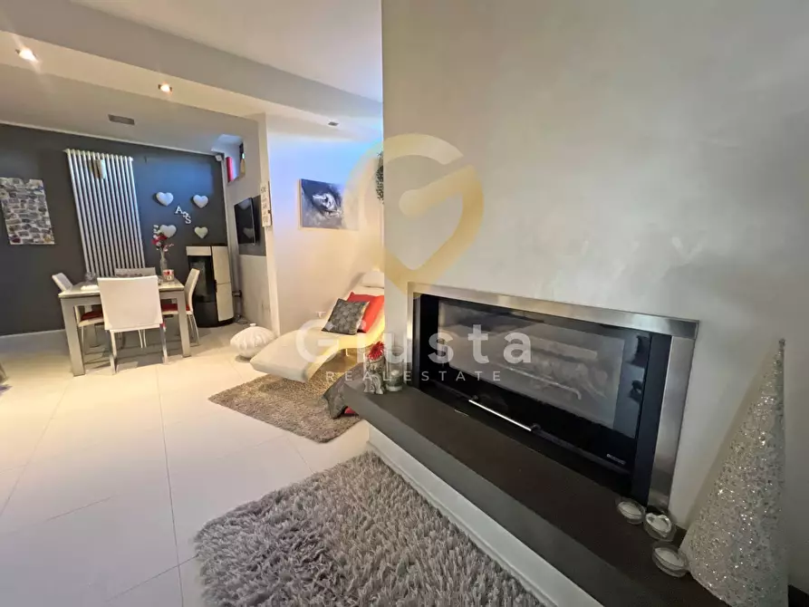 Immagine 15 di Villa in vendita  in Via Madrid 20 a Brindisi